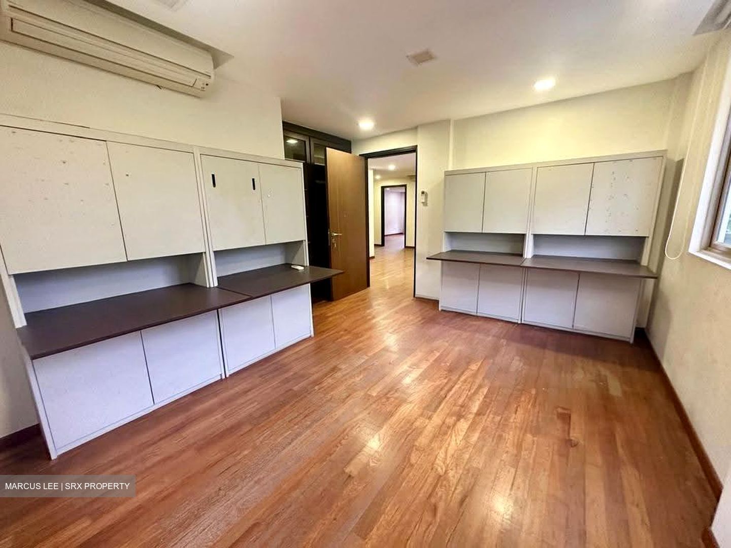 Hazel Park Terrace (D23), Terrace #616761641